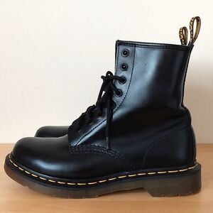 Dr. Martens 11821 / 1460 Black Leather Boots